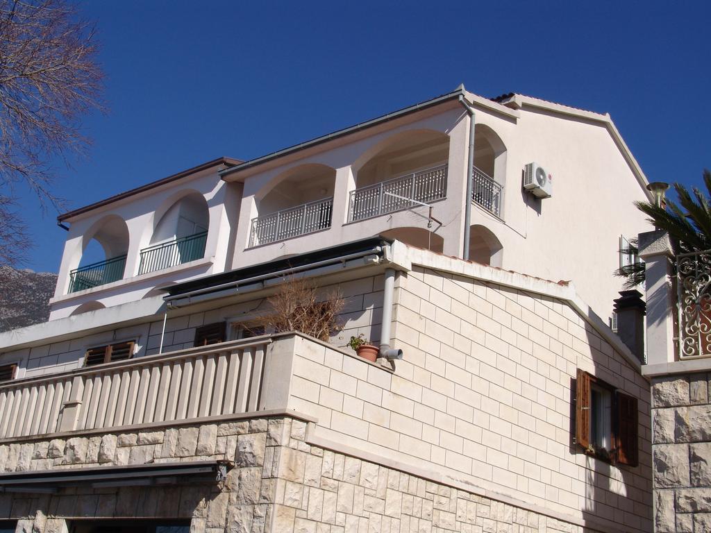 Apartment Davor Gradac  Oda fotoğraf